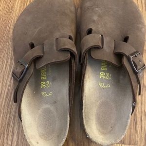 Birkenstock Boston leather clog.EU 39 regular. Brown leather